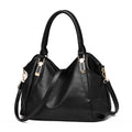 new bag bag ladies classic casual fashion bag Crossbody Bag female hand on behalf of a bill of lading