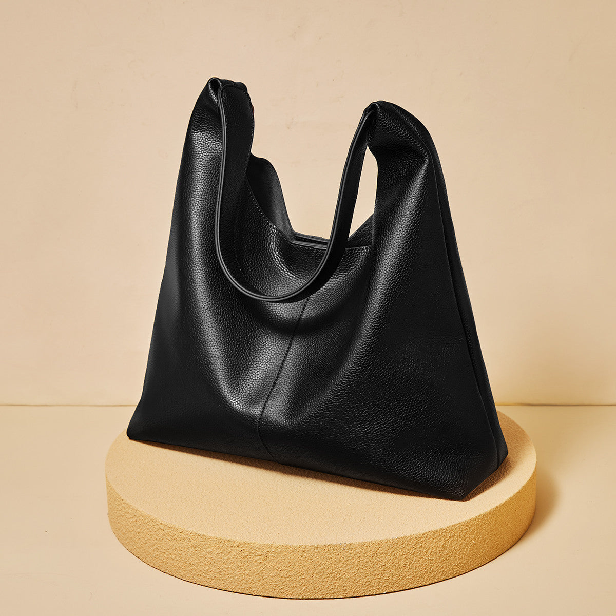 Large Capacity Portable Cattle Leather Bag Women